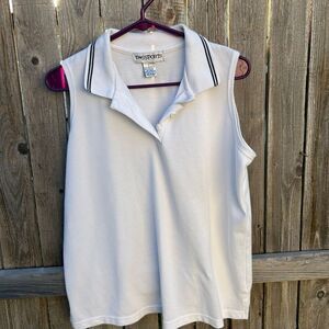 Vintage Passports sleeveless collared top size large